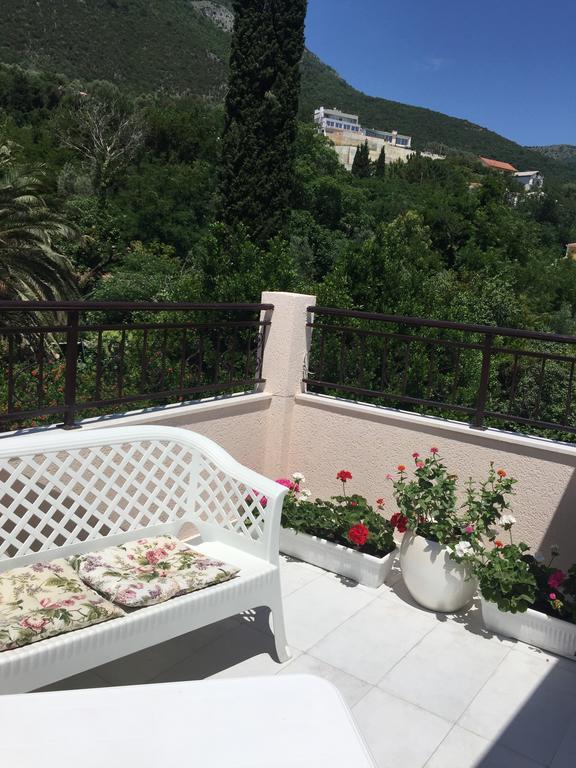 Villa Alla Bed And Breakfast Χέρτσεγκ Νόβι Εξωτερικό φωτογραφία