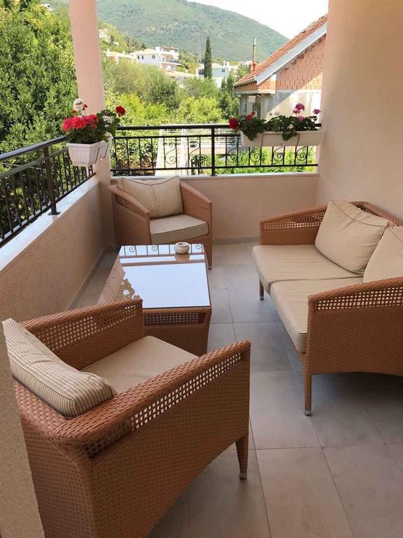 Villa Alla Bed And Breakfast Χέρτσεγκ Νόβι Εξωτερικό φωτογραφία